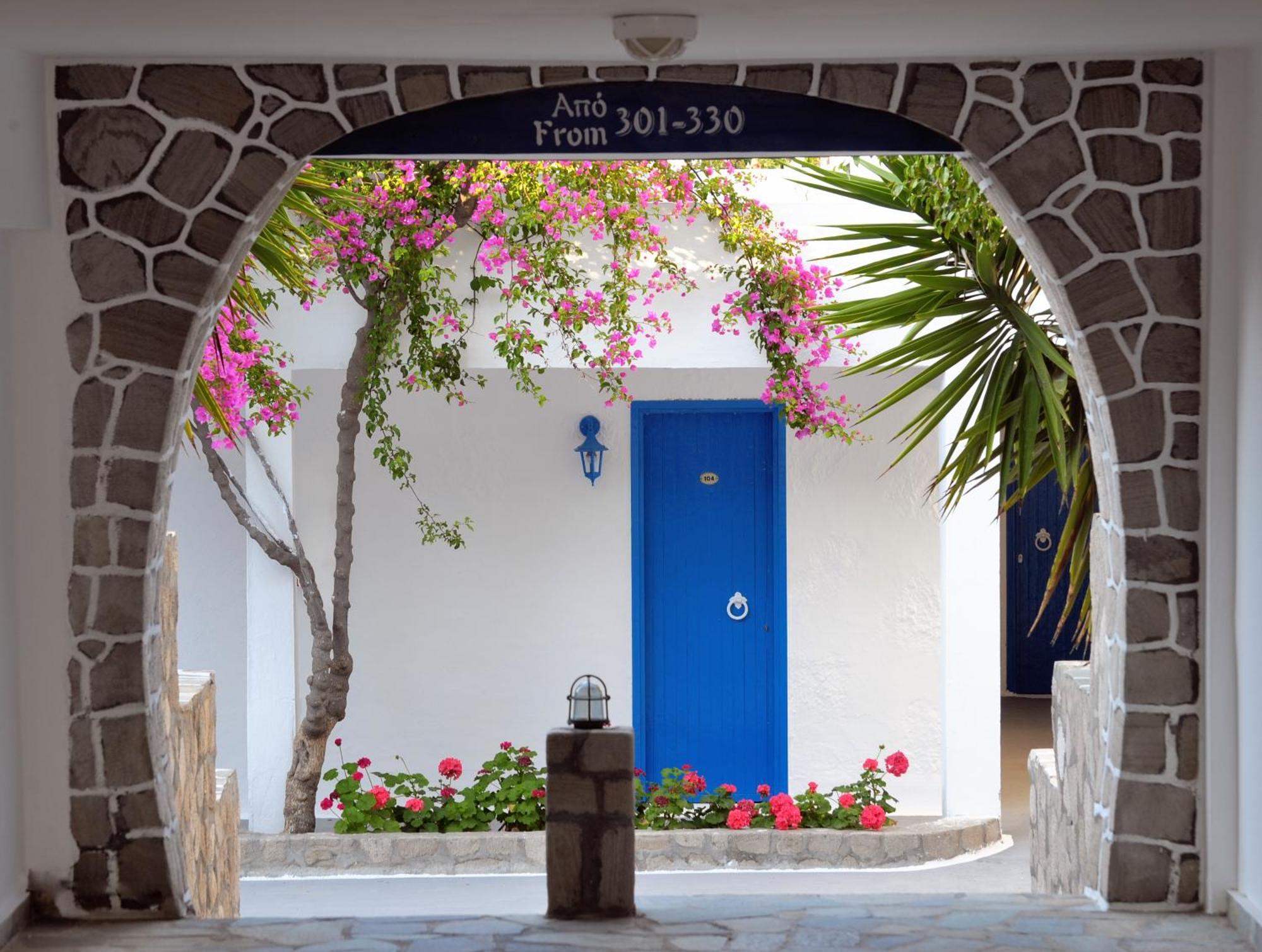 Lagada Beach Hotel Adamantas  Exterior foto