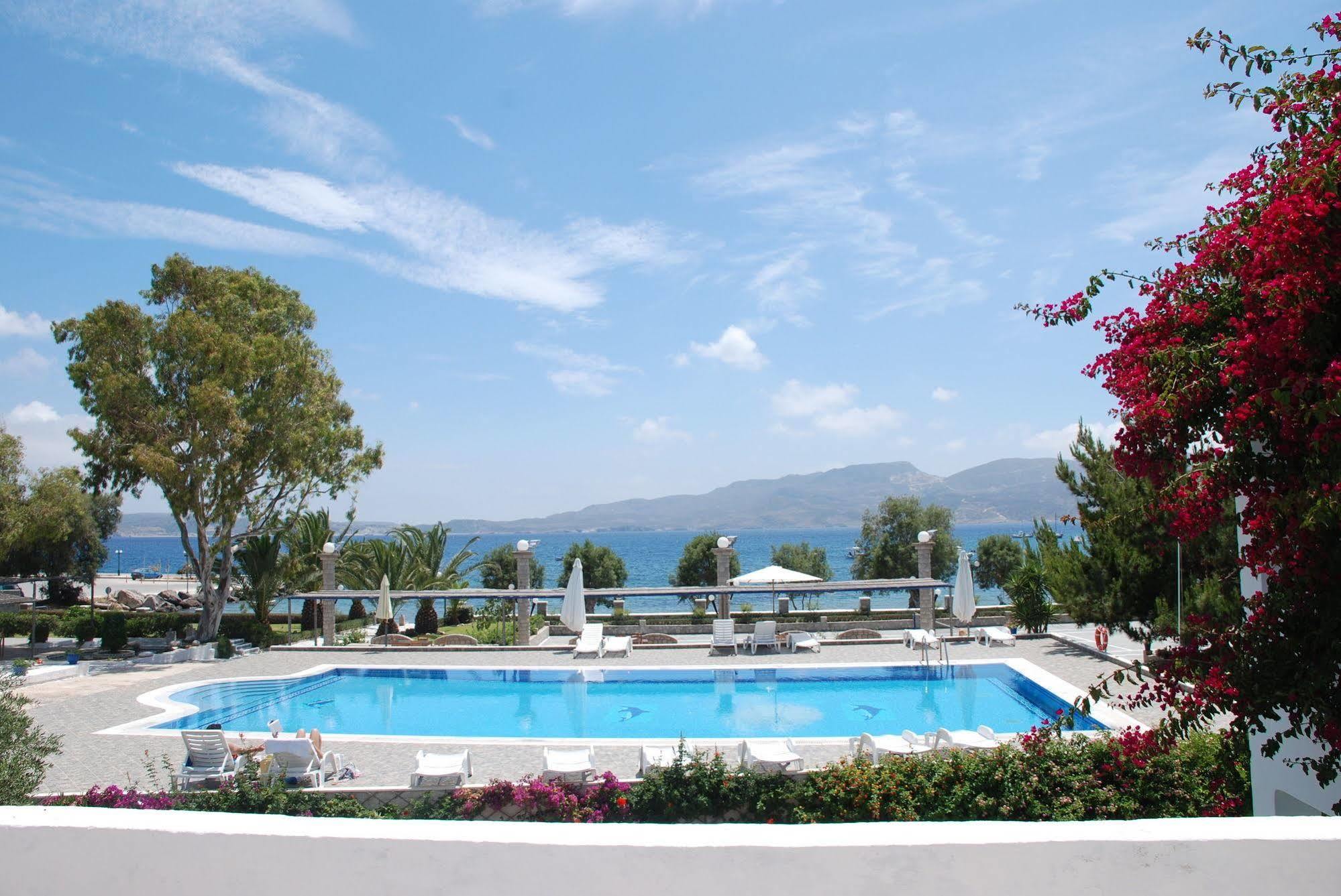 Lagada Beach Hotel Adamantas  Exterior foto